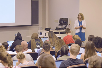 Laura Kubatko, a professor at The Ohio State University, teaching Statistics for the Life Sciences